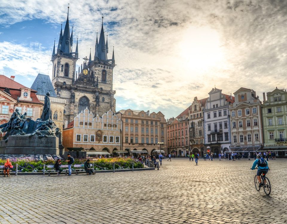 PRAGA-PUENTE DE DICIEMBRE